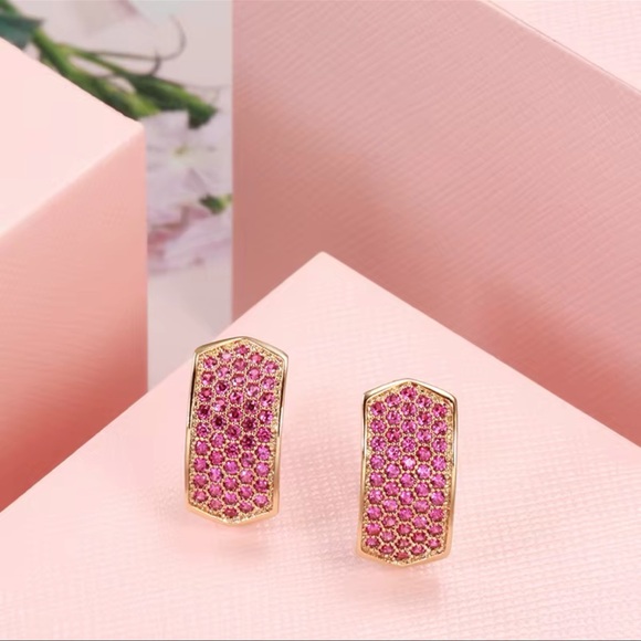 ◾️Rose Gold Plated Micro Paved Pink Natural Zircon Earrings - Picture 5 of 10